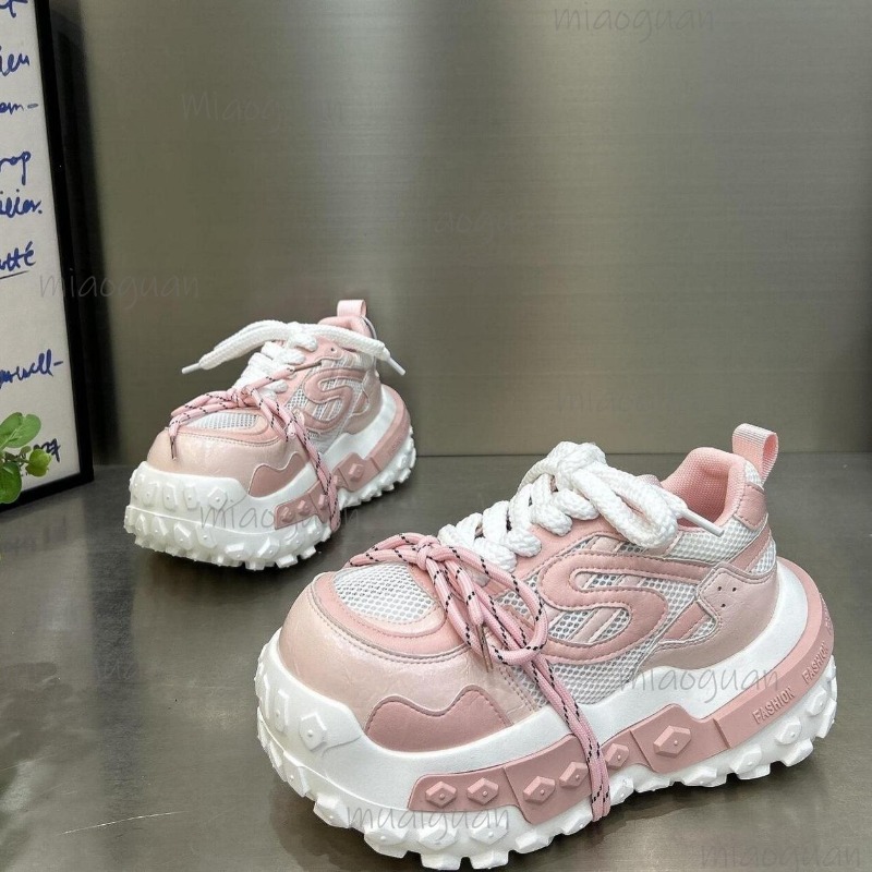 Zapatillas Deportivas de Plata - Sewing Net reseña y precio